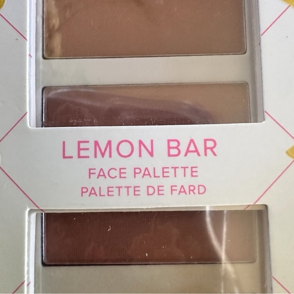 🔶SOLD🔶 Beauty Bakerie Lemon Bar Face Palette Contour Bronzer and Highlighter - Picture 3 of 7